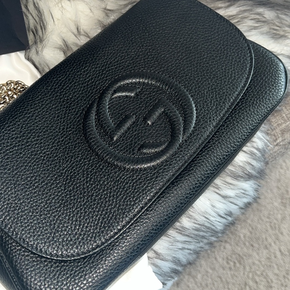 Gucci Soho Interlocking GG Black Leather Gold Chain Flap Shoulder Bag Purse - Picture 7 of 17